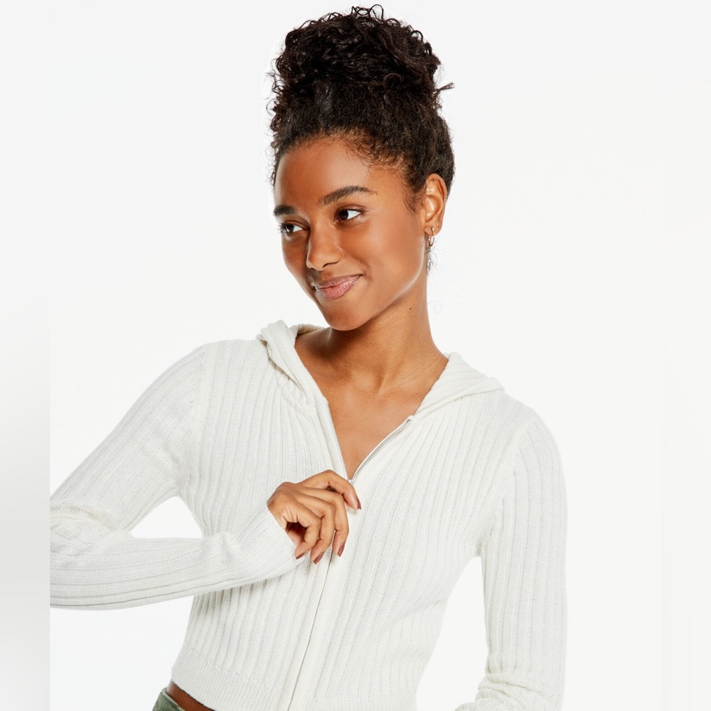 Cropped zip-up sweater